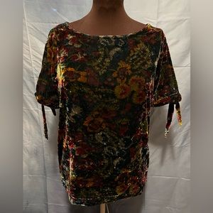Loft size medium crushed velvet blouse with ties at the sleeves